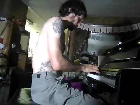 Snapshot of luke_thighwalker2469 chatting on 01.27.25 luke thighwalker2469 online show from 01.27.25