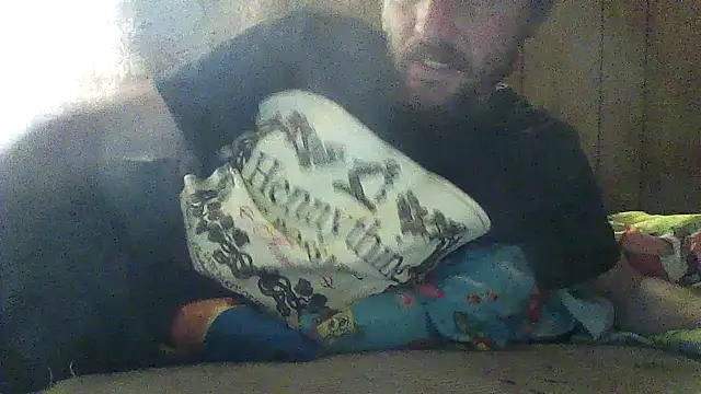 Snapshot of luke_thighwalker2469 chatting on 11.05.25 luke thighwalker2469 online show from 11.05.25