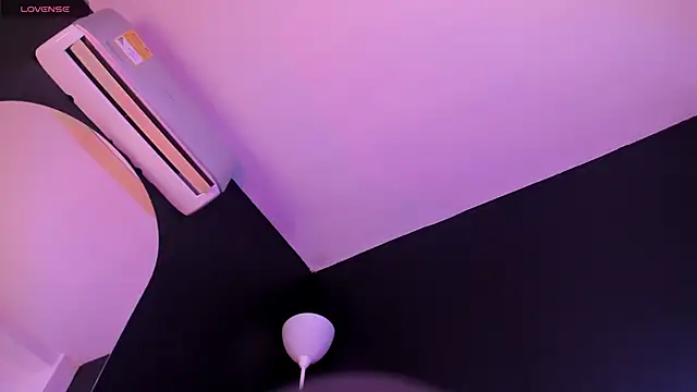 ALICEPOIXXXON online show from 02.06.25