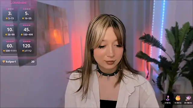 SaintGirl online show from 01.22.25