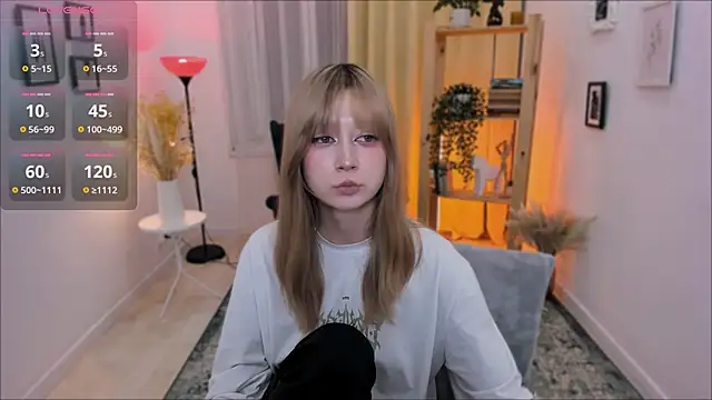 SaintGirl online show from 03.22.25