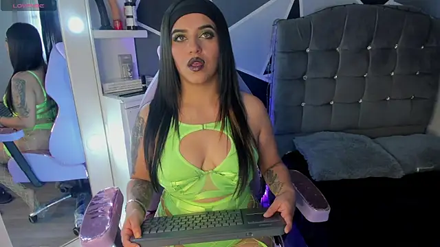 alyssa magiic online show from 05.08.26