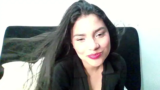 Snapshot of lolaa_staars chatting on 09.15.25 lolaa staars online show from 09.15.25