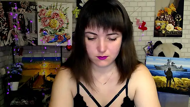 Darina M  online show from 11.25.25