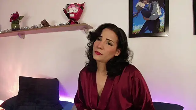 Elliee  online show from 09.13.25