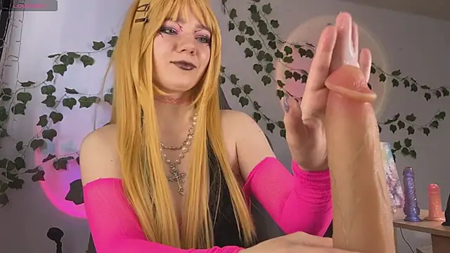 Snapshot of mariel_a_gold chatting on 02.12.26 mariel a gold online show from 02.12.26