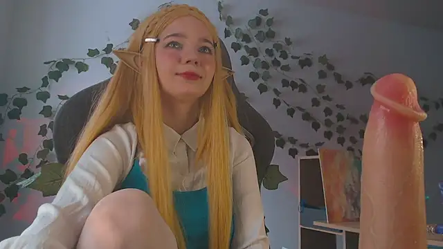 Snapshot of mariel_a_gold chatting on 03.07.26 mariel a gold online show from 03.07.26