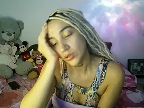 Snapshot of mandy_berrys chatting on 10.12.25 mandy berrys online show from 10.12.25