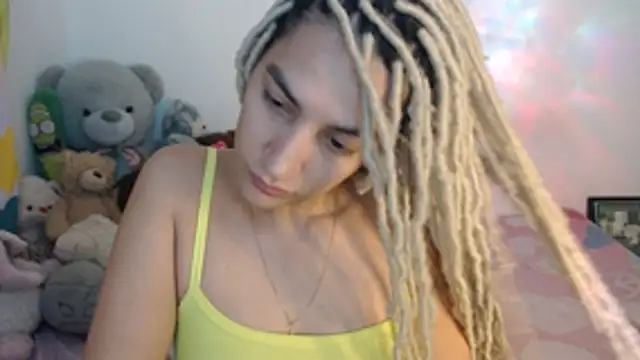 Snapshot of mandy_berrys chatting on 10.28.25 mandy berrys online show from 10.28.25