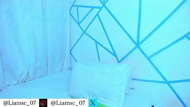 Snapshot of liam_scott77 chatting on 04.17.26 liam scott77 online show from 04.17.26