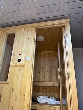 Barbielatinas online show from 12.14.25