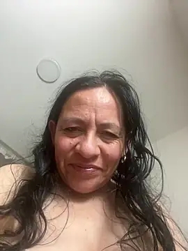 Freya Artemisa online show from 03.10.25