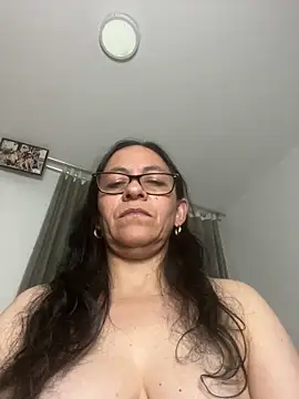 Freya Artemisa online show from 03.11.25