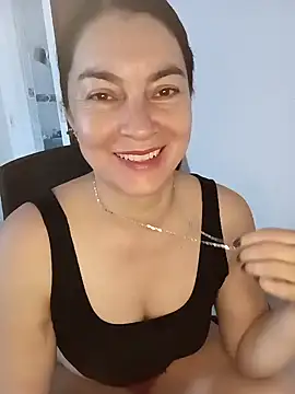 Snapshot of renata_hot1 chatting on 02.04.25 renata hot1 online show from 02.04.25