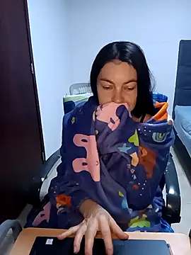 Snapshot of renata_hot1 chatting on 02.13.25 renata hot1 online show from 02.13.25