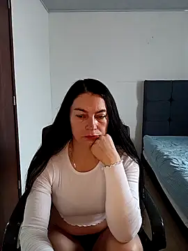 Snapshot of renata_hot1 chatting on 03.14.25 renata hot1 online show from 03.14.25