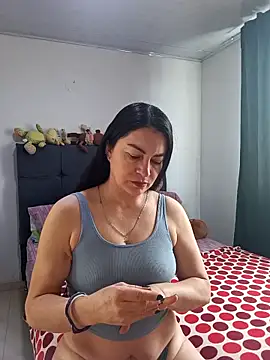 Snapshot of renata_hot1 chatting on 09.15.25 renata hot1 online show from 09.15.25