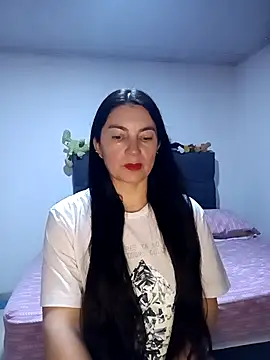 Snapshot of renata_hot1 chatting on 10.03.25 renata hot1 online show from 10.03.25