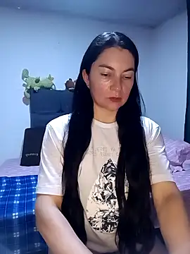 Snapshot of renata_hot1 chatting on 10.14.25 renata hot1 online show from 10.14.25