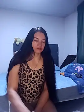 Snapshot of renata_hot1 chatting on 11.21.25 renata hot1 online show from 11.21.25