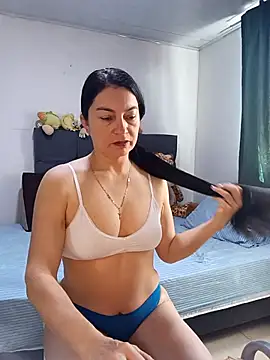 Snapshot of renata_hot1 chatting on 12.02.25 renata hot1 online show from 12.02.25