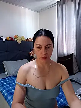 renata hot1 online show from 04.30.26