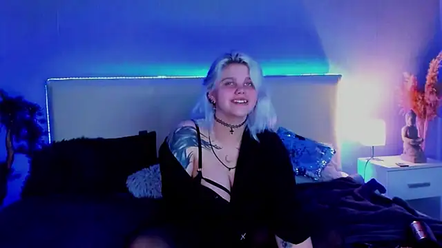 JoannLowe online show from 03.13.25