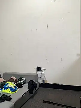 Snapshot of MiamiBang chatting on 02.03.25 MiamiBang online show from 02.03.25