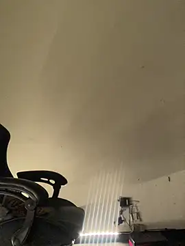 Snapshot of MiamiBang chatting on 02.14.25 MiamiBang online show from 02.14.25