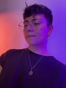 Snapshot of Ashley_Chriss chatting on 12.09.24 Ashley Chriss online show from 12.09.24