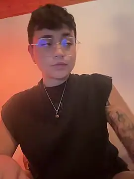 Snapshot of Ashley_Chriss chatting on 01.09.25 Ashley Chriss online show from 01.09.25