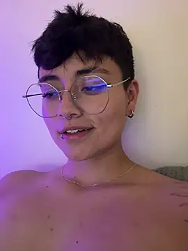 Snapshot of Ashley_Chriss chatting on 02.22.25 Ashley Chriss online show from 02.22.25