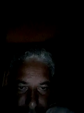 Snapshot of gordonunes chatting on 02.13.26 gordonunes online show from 02.13.26