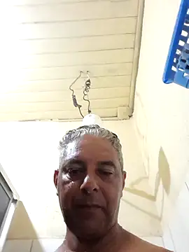 Snapshot of gordonunes chatting on 03.15.26 gordonunes online show from 03.15.26