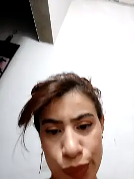 Snapshot of hikary_hall chatting on 12.20.24 hikary hall online show from 12.20.24