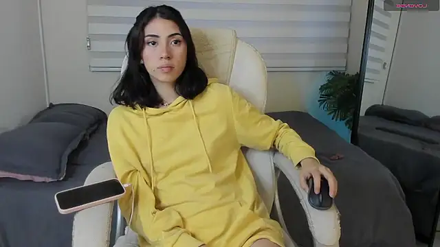 Catyloves online show from 01.07.26