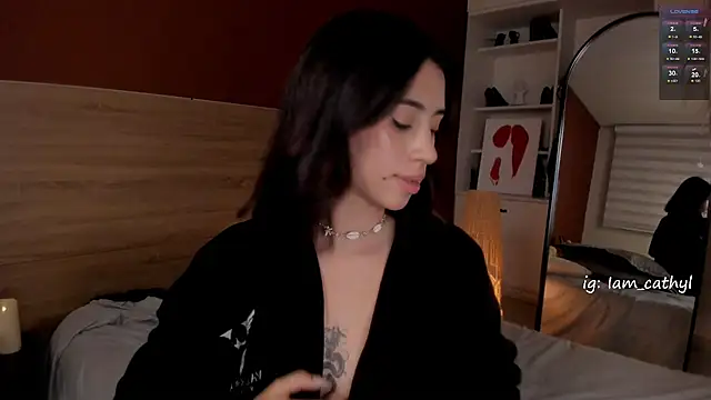 Catyloves online show from 07.23.26