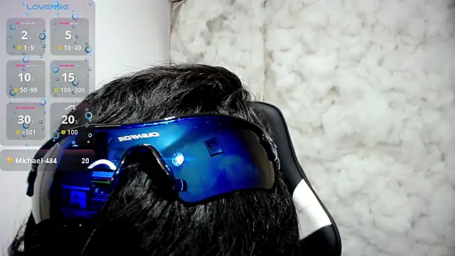 Snapshot of Tayson_Rivers chatting on 11.29.25 Tayson Rivers online show from 11.29.25