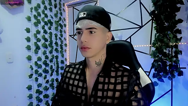 Snapshot of Tayson_Rivers chatting on 07.08.26 Tayson Rivers online show from 07.08.26