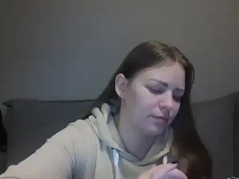 Snapshot of AnnaDiamond1 chatting on 12.19.24 AnnaDiamond1 online show from 12.19.24