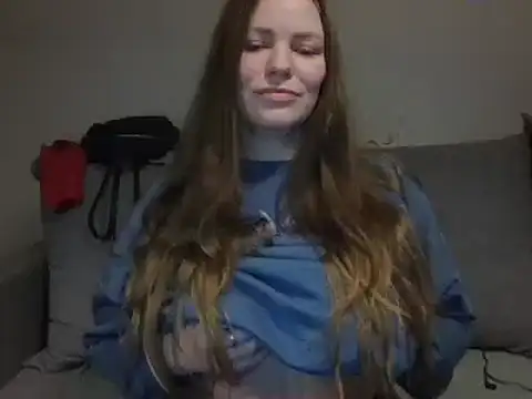Snapshot of AnnaDiamond1 chatting on 03.17.25 AnnaDiamond1 online show from 03.17.25