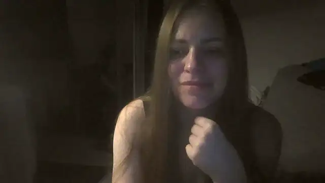 Snapshot of AnnaDiamond1 chatting on 09.27.25 AnnaDiamond1 online show from 09.27.25