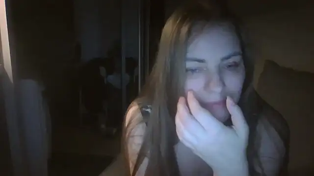 Snapshot of AnnaDiamond1 chatting on 09.30.25 AnnaDiamond1 online show from 09.30.25