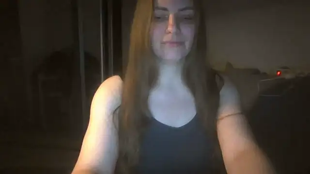 Snapshot of AnnaDiamond1 chatting on 10.14.25 AnnaDiamond1 online show from 10.14.25