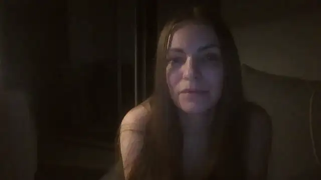 Snapshot of AnnaDiamond1 chatting on 10.16.25 AnnaDiamond1 online show from 10.16.25