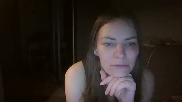 Snapshot of AnnaDiamond1 chatting on 10.17.25 AnnaDiamond1 online show from 10.17.25