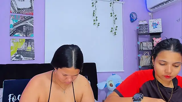 Snapshot of sara_mendez2 chatting on 01.29.25 sara mendez2 online show from 01.29.25