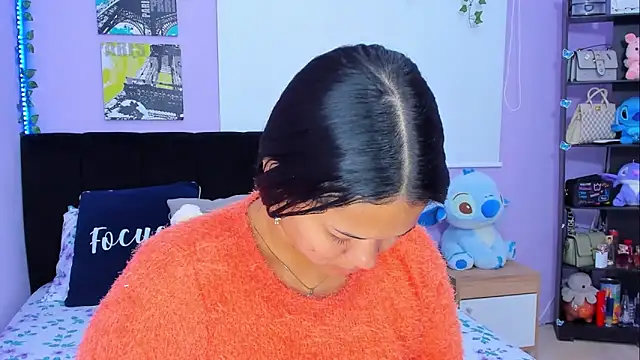 Snapshot of sara_mendez2 chatting on 02.04.25 sara mendez2 online show from 02.04.25