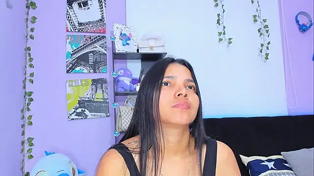 Snapshot of sara_mendez2 chatting on 02.25.25 sara mendez2 online show from 02.25.25