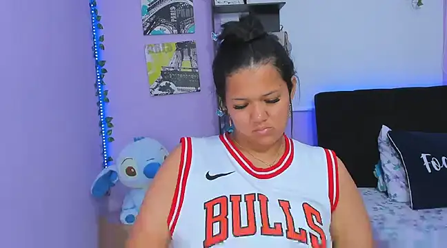 Snapshot of sara_mendez2 chatting on 02.27.25 sara mendez2 online show from 02.27.25